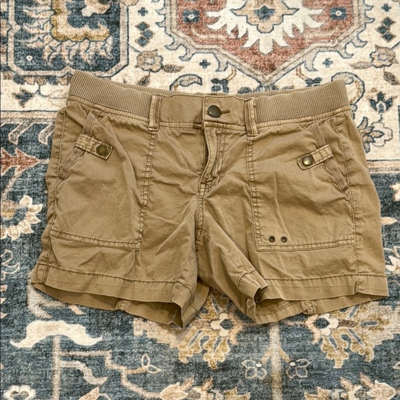Tan Cargo Shorts Utility Style - Picture 1 of 9